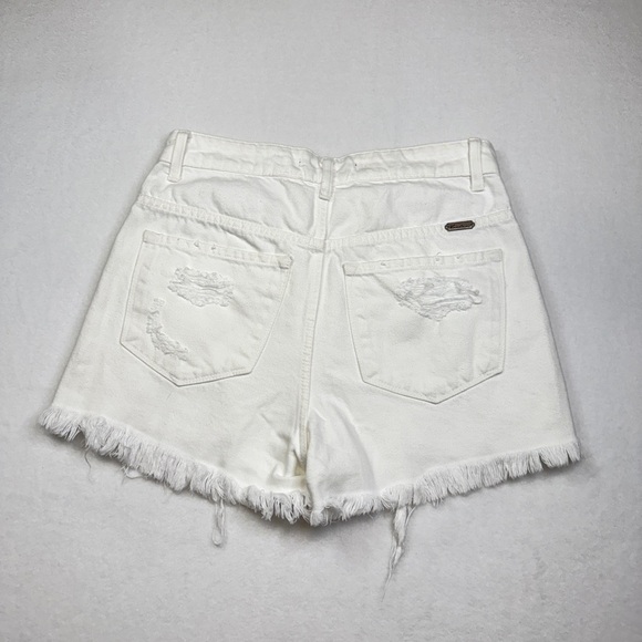 KanCan Waist 28” White Distressed Jean Shorts - Picture 2 of 4